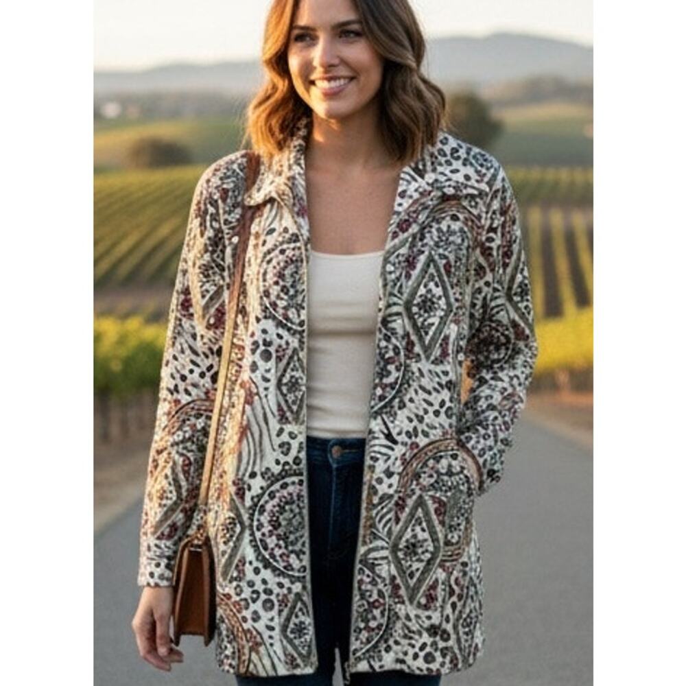 Vintage 90's G.W. Quilted Grandma Chic Zip-up Jacket with Medallion Pattern